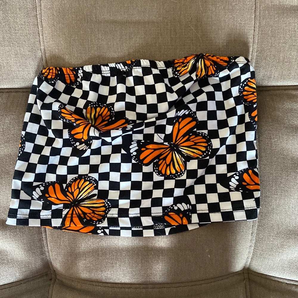 RUE 21 butterfly orange/black/white sleeveless crop top